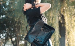 与校花同居的日子